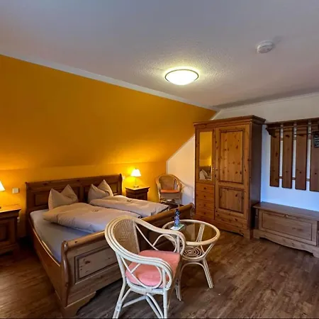 호텔 Loenskrug Hellental