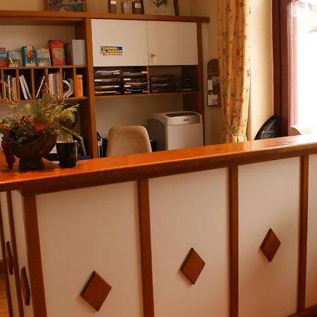 호텔 Loenskrug Hellental