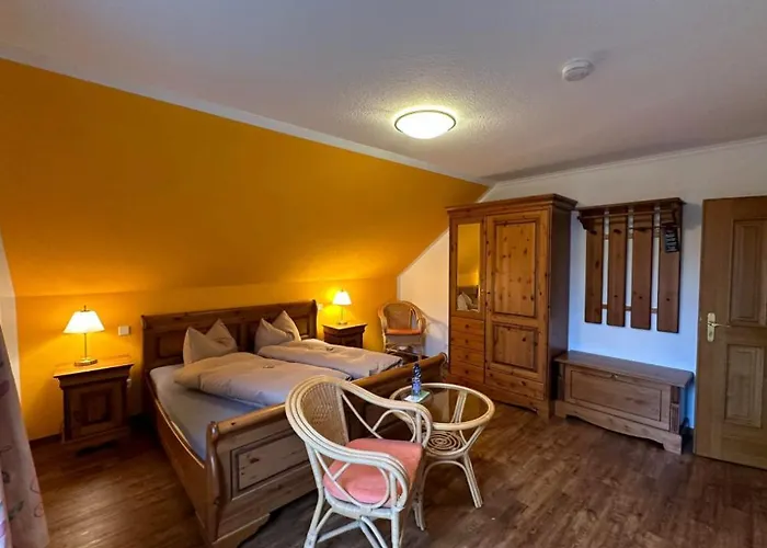 Hotel Loenskrug 3*